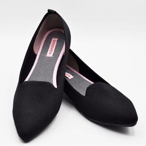 Giesswein Pointed Ballet Loafer Washable Recycled Knit Flats in Black, Size 10